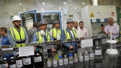 محافظ أسيوط يشهد إصطفاف معدات شركة المياه وتنفيذ تجربة محاكاة لتأكيد جاهزيتها