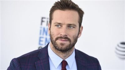 حقيقة تناول الفنان أرمي هامر لحوم البشر