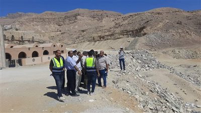  بحيرات صناعية وحواجز لحماية دير الأنبا بولا ودير الأنبا انطونيوس من السيول بالبحر الأحمر