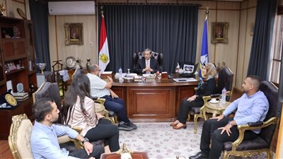 محافظ دمياط يتابع آخر التطورات بمشروعات 