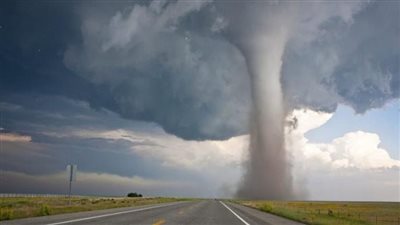 حقيقة انحسار مياه البحر عن بعض شواطئ الجمهورية بشكل كبير مما ينبئ بحدوث أعاصير مدمرة