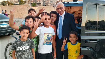 محافظ شمال سيناء يتفقد استعدادات حملة نظافة موسعة بالعريش