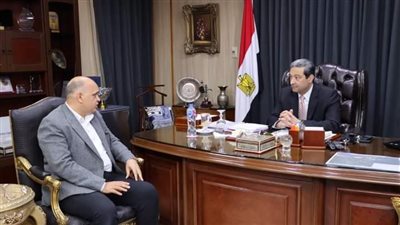 محافظ دمياط يتابع حملات الرقابة على الأسواق 