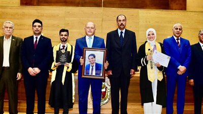 محافظ سوهاج يشهد حفل تخرج الدفعة الثانية عشر لكلية الهندسة 