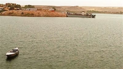 محافظ أسوان: انتظام تشغيل محطات مياه الشرب والكهرباء بأبو سمبل