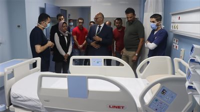 محافظ القليوبية يتفقد مستشفى الناس بشبرا الخيمة