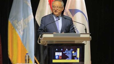 الدكتور أحمد زايد يدشن منتدى مكتبة الإسكندرية للشعر العربي
