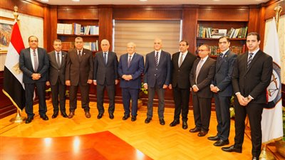 تكريم أعضاء النيابة العامة المشاركين في فعاليات تدريب الذكاء الاصطناعي