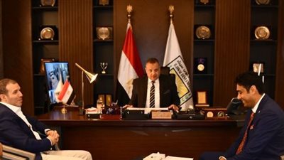 محافظ جنوب سيناء يلتقي رئيس مجلس إدارة هيئة الاسعاف المصرية