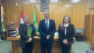 محافظ الإسماعيلية: قضايا المراة وتمكينها أول اهتماماتي 