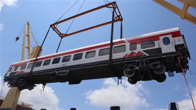 وصول 16 عربة سكة حديد درجة ثالثة مكيفة جديدة من المجر إلى ميناء الإسكندرية