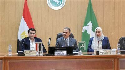 محافظ الشرقية: الترابط والتكامل بين الإدارات يساعد على خلق بيئة صحية للإستثمار