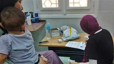 قافلة جامعة المنيا تُوقع الكشف الطبي على 570 مواطن بديرمواس