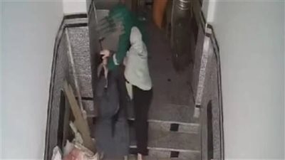 ضربت حماتها وسحلتها.. حكم الدين وتفاعل رواد مواقع التواصل بين الغضب والتعاطف
