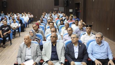 محافظ المنيا: خدمة المواطنين شرف وقضاء حوائجهم مؤشر نجاح أى مسئول