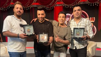 تعرف علي ضيوف سعد الصغير في 