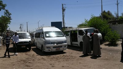 بعد تحريك أسعار الوقود.. 15% زيادة فى تعريفة الأجرة بقنا 