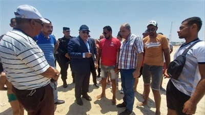 جولة مفاجئة .. محافظ الدقهلية يتفقد مدينة جمصة