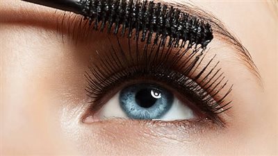 حضري ماسكرا طبيعية في المنزل بخطوات سهلة وفوائد جمالية وصحية