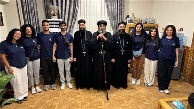 الأنبا فيلوباتير يواصل دوره الرعوي مع شباب المهجر.. تفاصيل