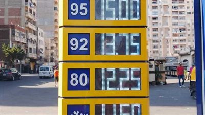  الإسكندرية تشن حملات على محطات الوقود والمواقف للتأكد من الالتزام بالتعريفة 