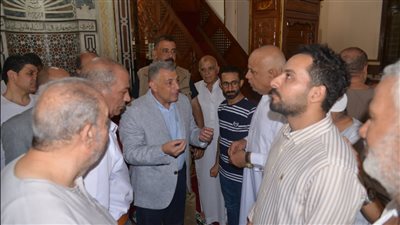 محافظ الإسماعيلية يلتقي بالمواطنين للاطلاع على مطالبهم 