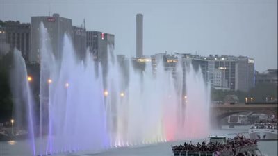 افتتاح أولمبياد 2024 .. ختام مسيرة القوارب وإنطلاق عروض أزياء 