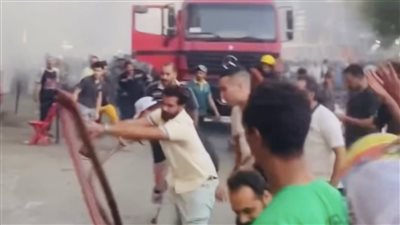 بعد حريق العتبة.. شبرا تشهد كارثة جديدة: محل ملابس يحترق بالكامل