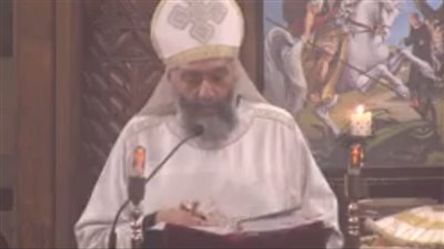 القس بولا وليم يبدأ فعاليات الروحية للأقباط بكنيسة مارمرقس