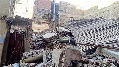 انتشال 4 جثامين من أسفل أنقاض منزل سكة زفتى المنهار 