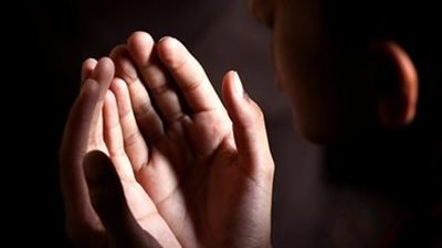 في ساعة استجابة يوم الجمعة.. كيف ندعو الله رغبًا ورهبًا؟