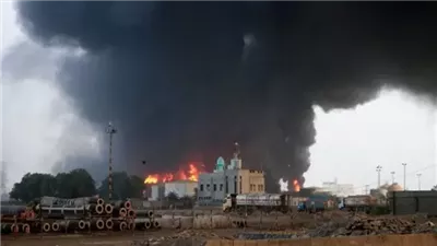 وسائل إعلام تابعة لأنصار الله: 4 غارات أمريكية بريطانية تستهدف جزيرة كمران بالحديدة اليمنية