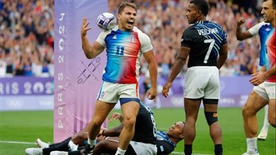 أولمبياد باريس 2024 .. فرنسا تهزم بطل العالم في الرجبي وتعانق الذهب