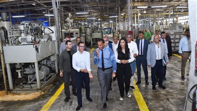 وزير الاستثمار يتفقد التوسعات صديقة البية بالمنطقة الحرة في الإسكندرية