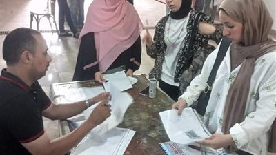 نائب رئيس جامعة بنها يتفقد اختبارات القدرات بكليتي الفنون التطبيقية والتربية الرياضية