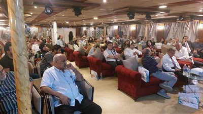 قسم جراحة العيون بمستشفى سوهاج الجامعي يناقش 