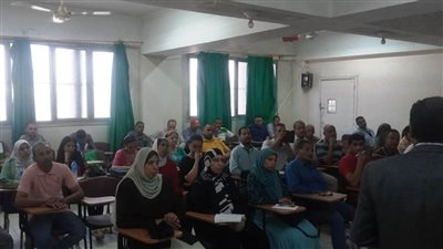  أسيوط تنظم دورات وورش عمل للعاملين بإدارات الموارد البشرية