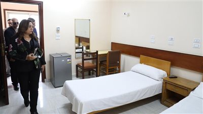 وزيرة التنمية المحلية تتفقد مركز التدريب بسقارة 