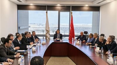 وزير التموين يترأس اللجنة العليا للسكر للاطمئنان على توافر المخزون الاستراتيجي 