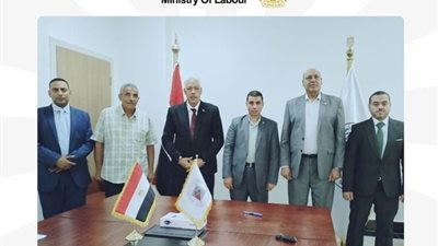 جامعة أسيوط الجديدة التكنولوجية توقع بروتوكول مع وزارة العمل بمجال تدريب الشباب 