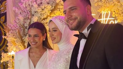 كارمن سليمان تفاجئ أحد متابعيها بحضور حفل زفافه