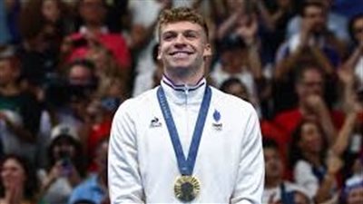 الفرنسي ليون مارشان يدخل التاريخ الاوليمبي بفوزه بذهبية ٢٠٠ متر صدر 