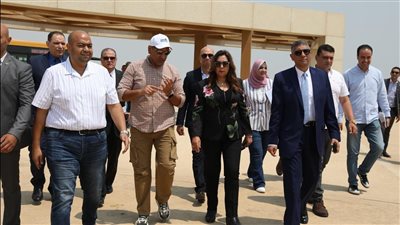 وزيرة التنمية المحلية ومحافظ الجيزة يتفقدان مشروعات التطوير المؤدية للمتحف المصري 