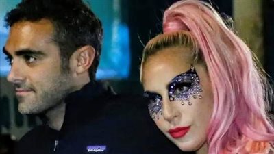 ليدي جاجا تعلن خطوبتها على مايكل بولانسكي: خطيبي!