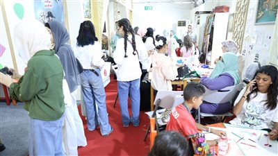 حصاد جناح الأزهر بمعرض الإسكندرية.. 5 آلاف فتوى و3 آلاف كارت تهنئة