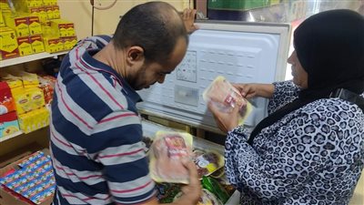 استمرار الحملات التفتيشية على المحلات التجارية بالقصير