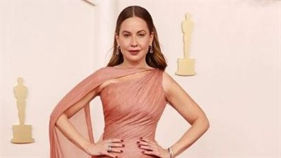 ريا أبي راشد تسحب البساط من ملكات جمال 2024 (تفاصيل)