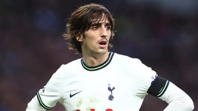 جيرونا يعلن التعاقد مع جناح توتنهام الانجليزي 