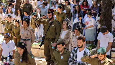 الجيش الإسرائيلي يستدعي جنودًا من إجازاتهم