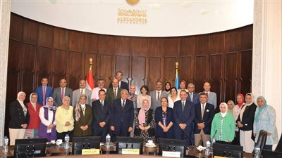 جامعة الإسكندرية تناقش خطة تطوير المعامل بالكليات 